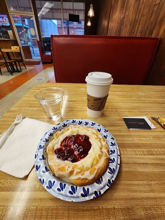 Karl's Bakery & Cafe Picture 10