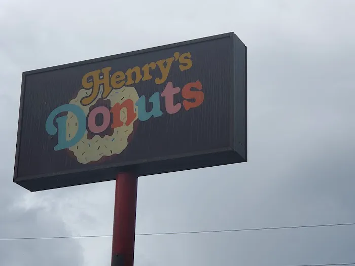 Henry’s Donuts Picture 6