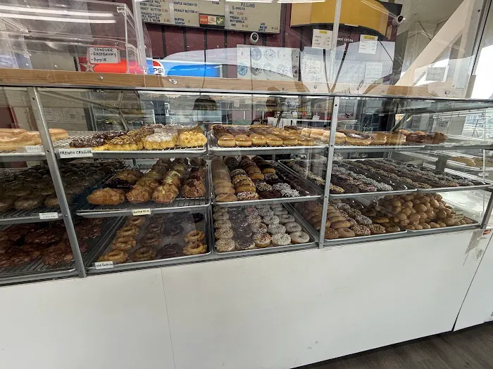 Henry’s Donuts Picture 9