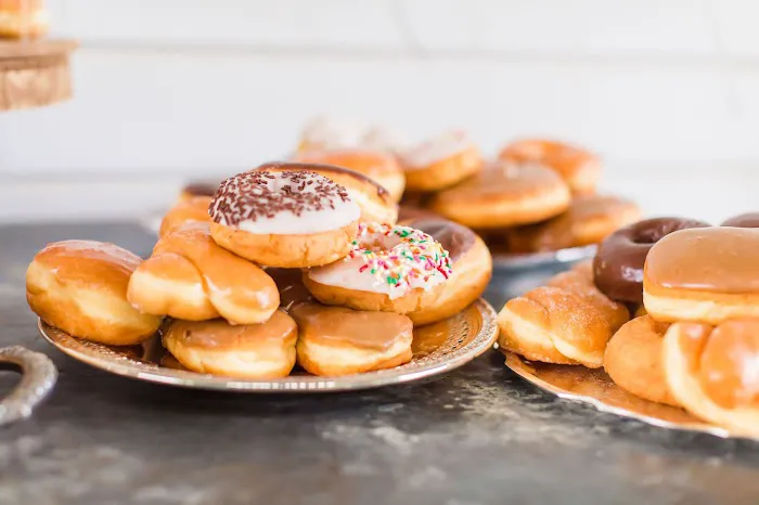 Henry’s Donuts Picture 4