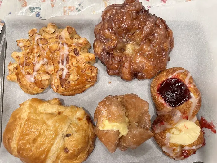 Henry’s Donuts Picture 8