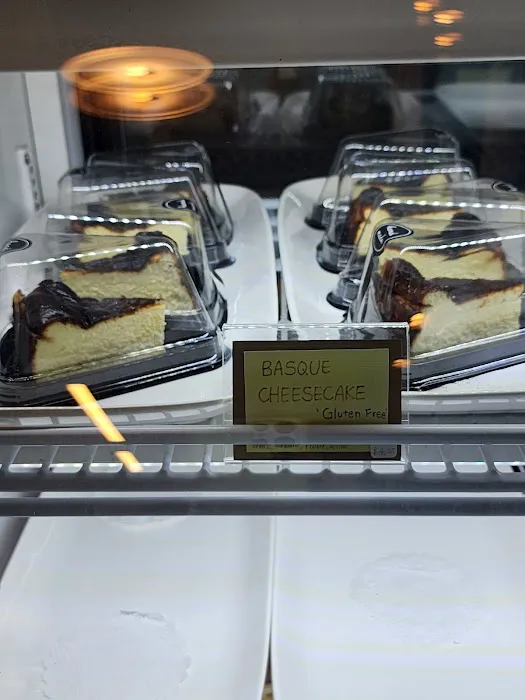 JW Cafe & Bakery Picture 2