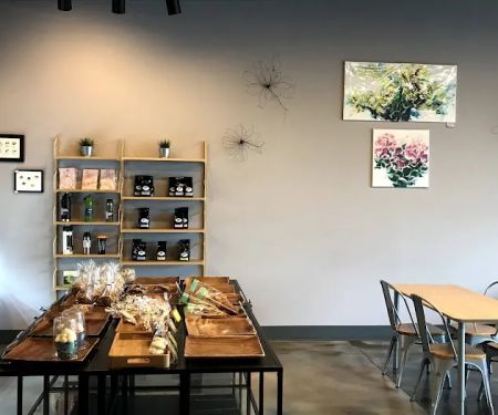 JW Cafe & Bakery