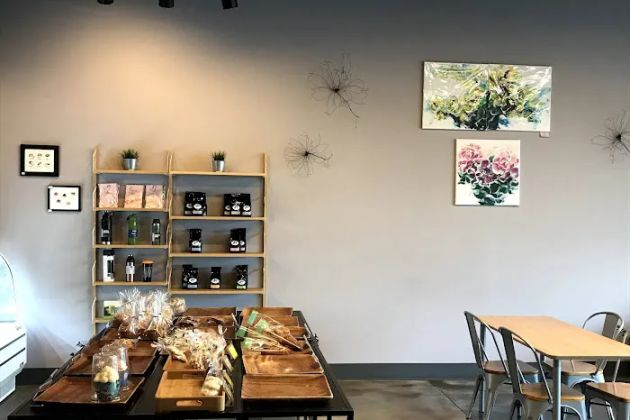 JW Cafe & Bakery