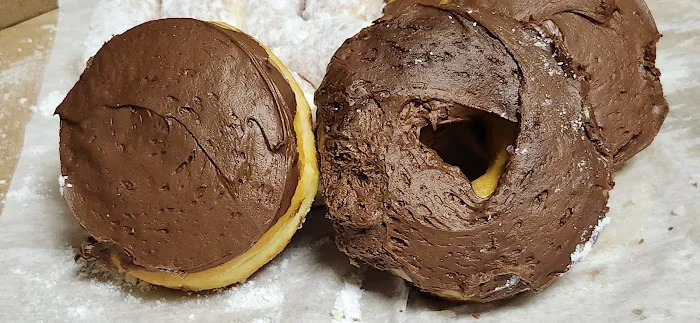 Jeff's Donuts Picture 4