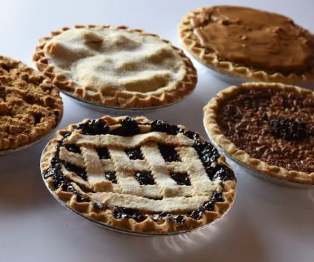 Homemade Ice Cream & Pie Kitchen