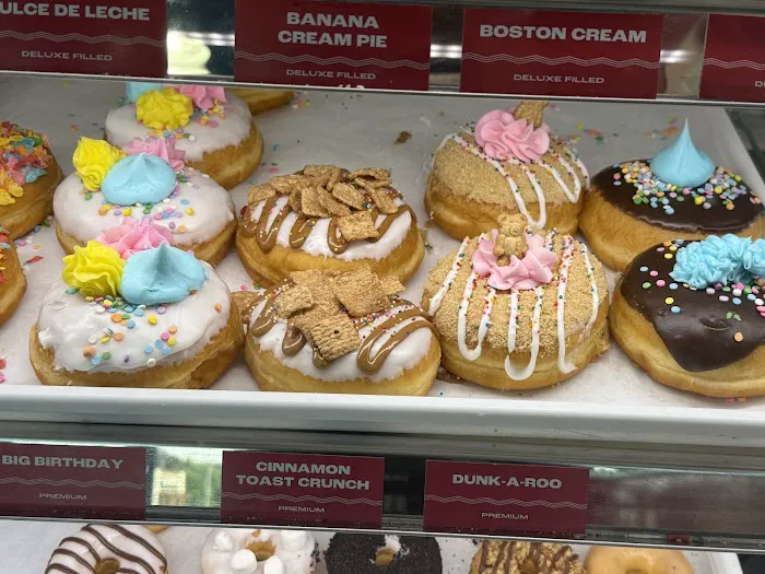 Yonutz Donuts and Ice Cream - Louisville KY Picture 6