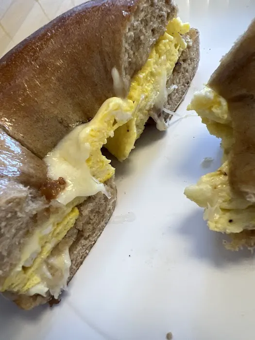 Born 2 Bagel Picture 6