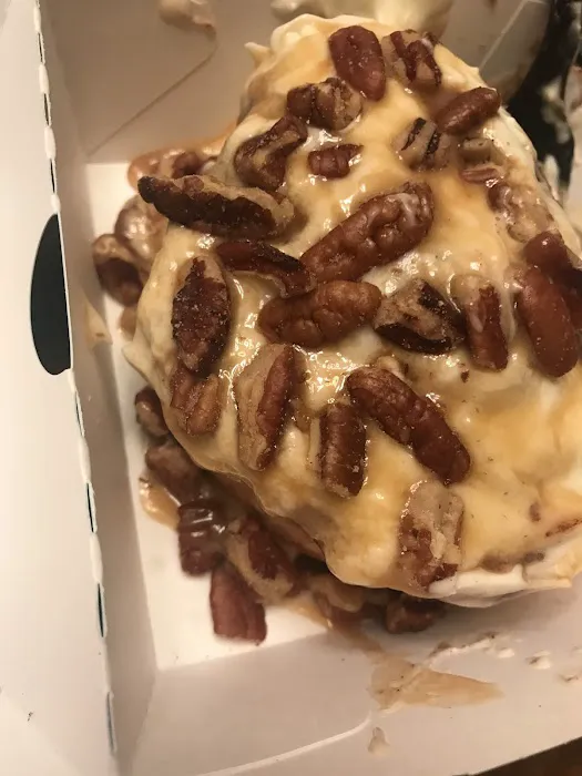 Cinnabon Picture 6