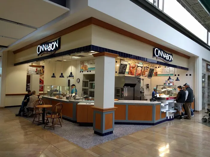 Cinnabon Picture 8