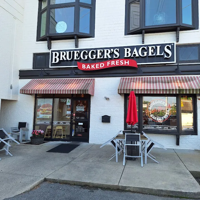 Bruegger's Bagels Picture 7