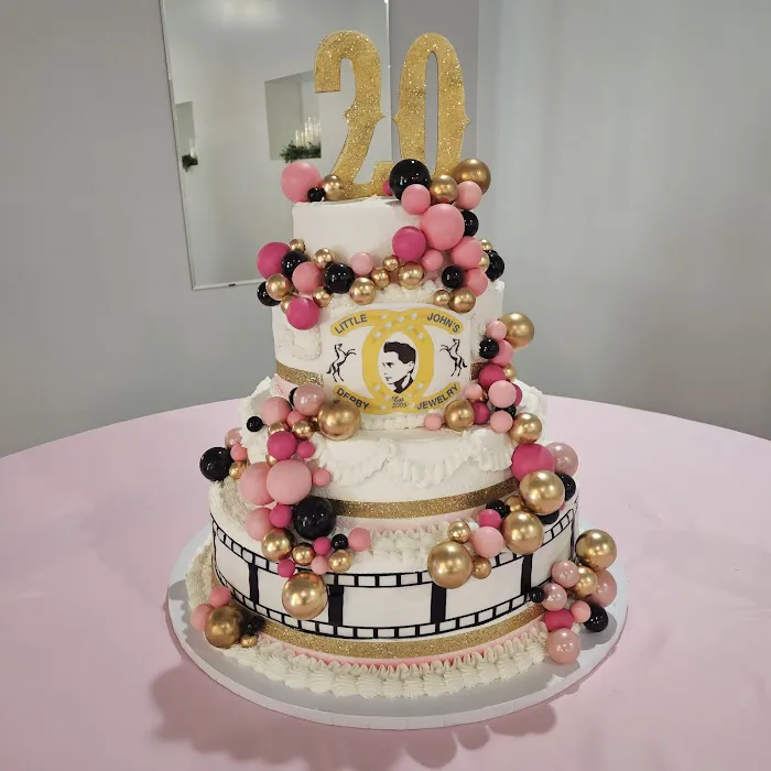 Heitzman Bakery - Custom Cakes Picture 3