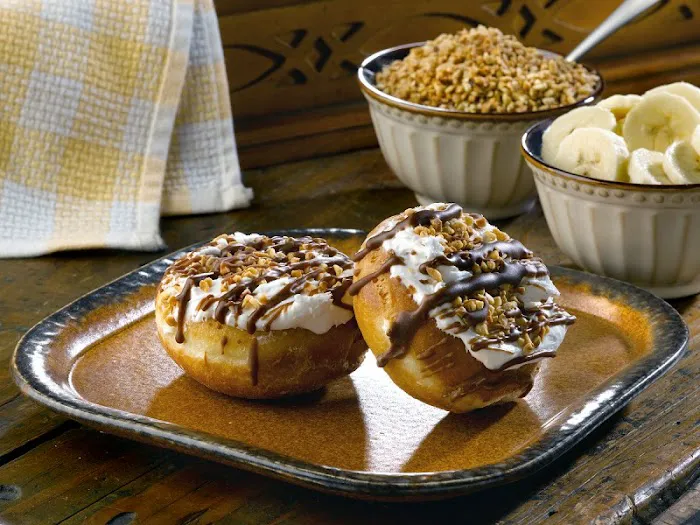 Sugar & Spice Donut Shop Picture 6