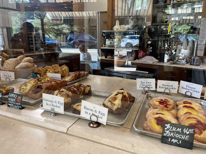 Blue Dog Bakery & Cafe Picture 5