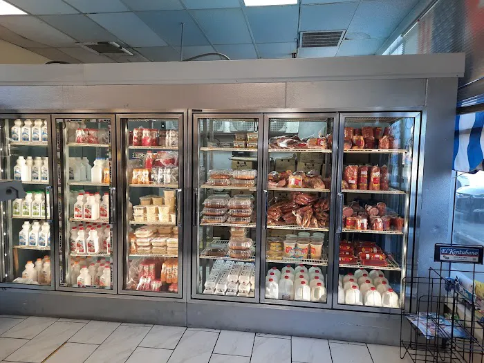 La Chiquita Bakery & Store Picture 9
