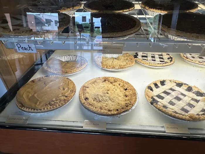 Homemade Ice Cream & Pie Kitchen Picture 8