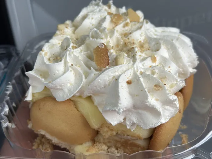 Homemade Ice Cream & Pie Kitchen Picture 7