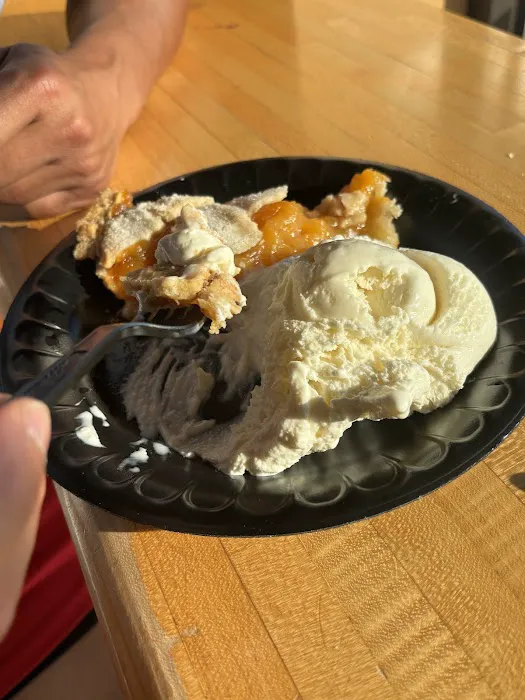 Homemade Ice Cream & Pie Kitchen Picture 4