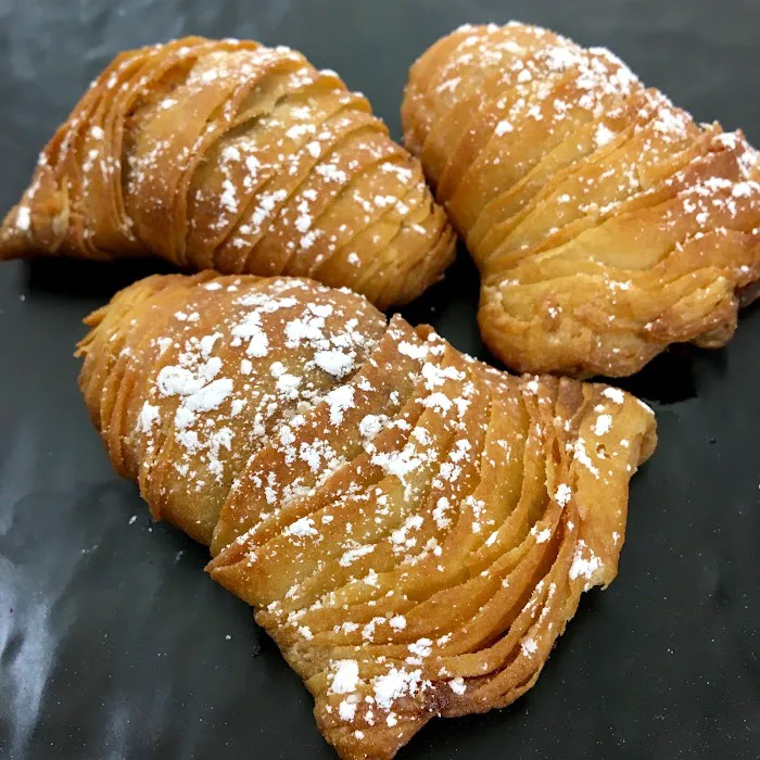 Wiltshire Pantry Bakery and Café - Highlands Picture 2