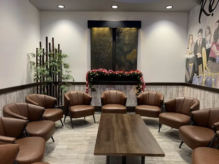 Banh Mi & Pho Lounge Picture 10