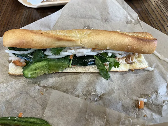 Banh Mi & Pho Lounge Picture 1