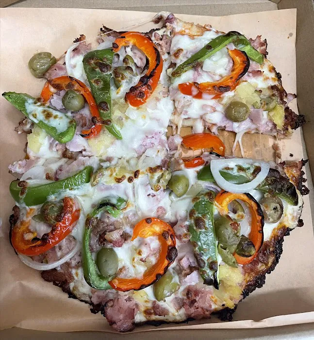 La Unica Bakery & Pizzeria Picture 9