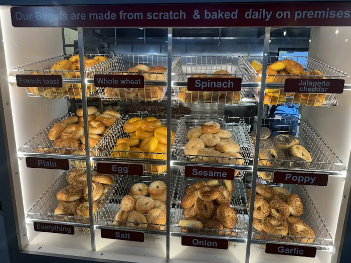 Maya Bagel Express Picture 3