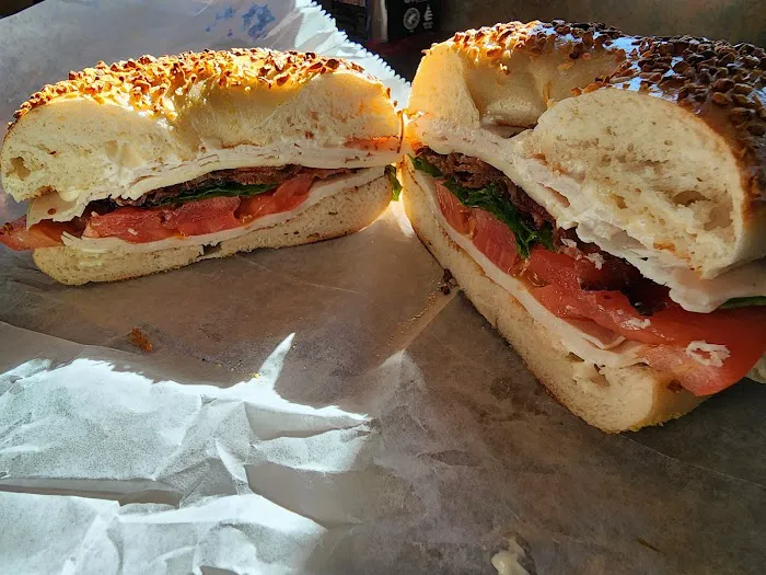 Maya Bagel Express Picture 6