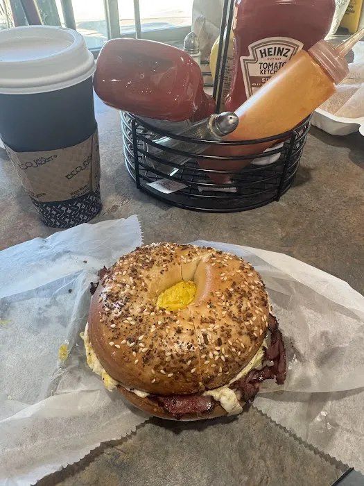 Maya Bagel Express Picture 7