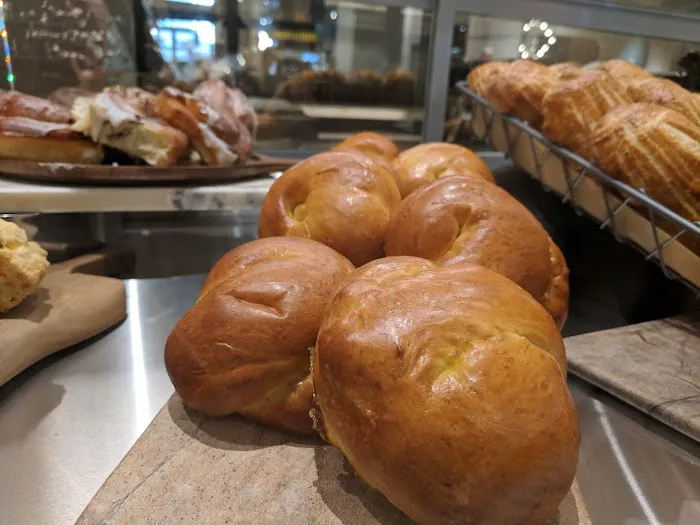 Batch Bakery at Omni Picture 10