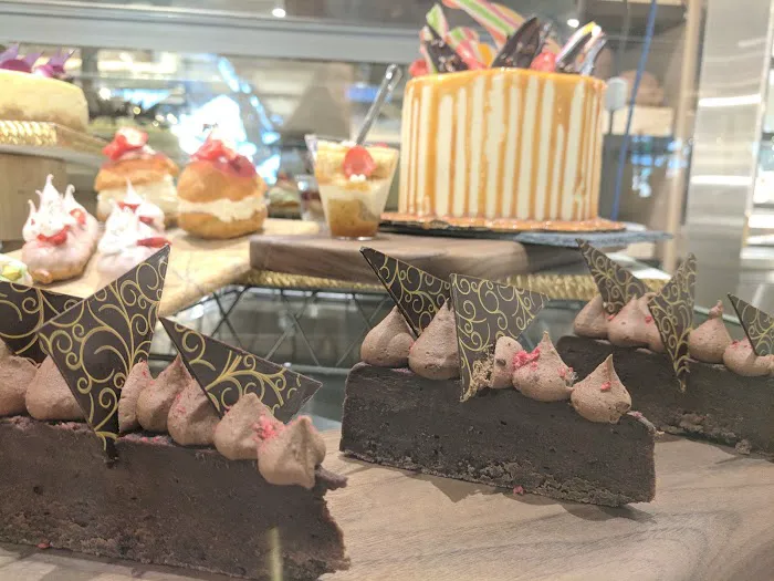 Batch Bakery at Omni Picture 3