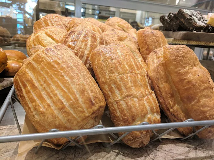 Batch Bakery at Omni Picture 4