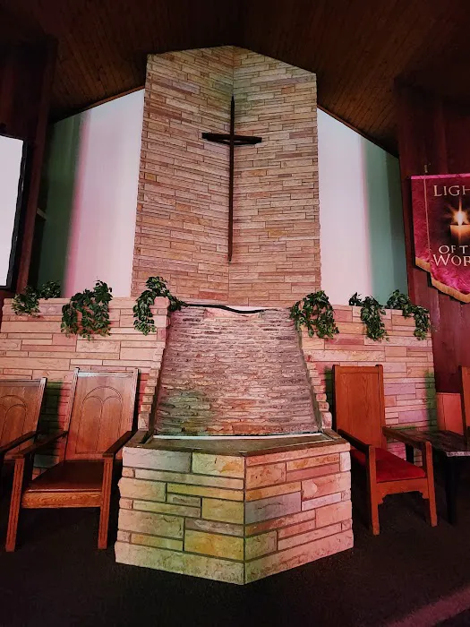 Larchmont Church of God Picture 8