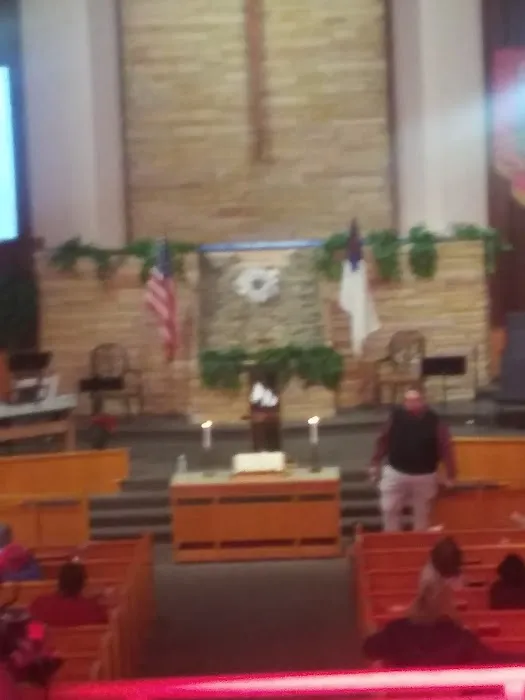 Larchmont Church of God Picture 6