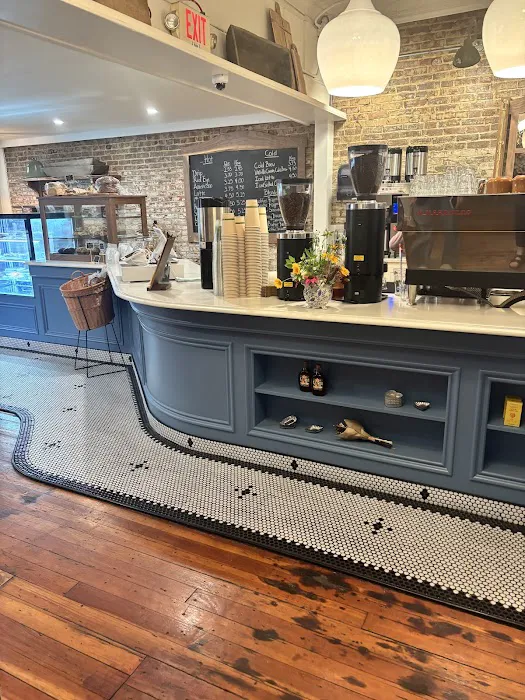 Cultivated Table and Sip House Picture 2