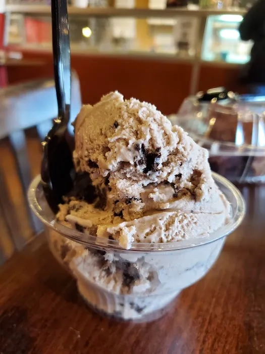 Homemade Ice Cream & Pie Kitchen Picture 1