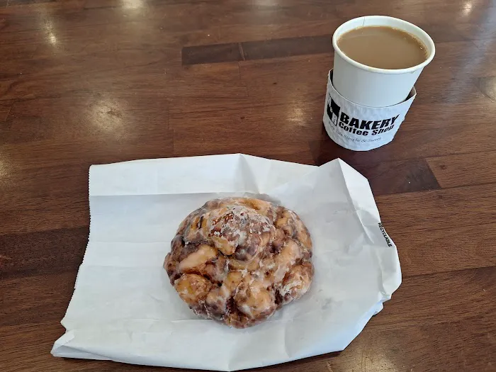 H & R Bakery Picture 7