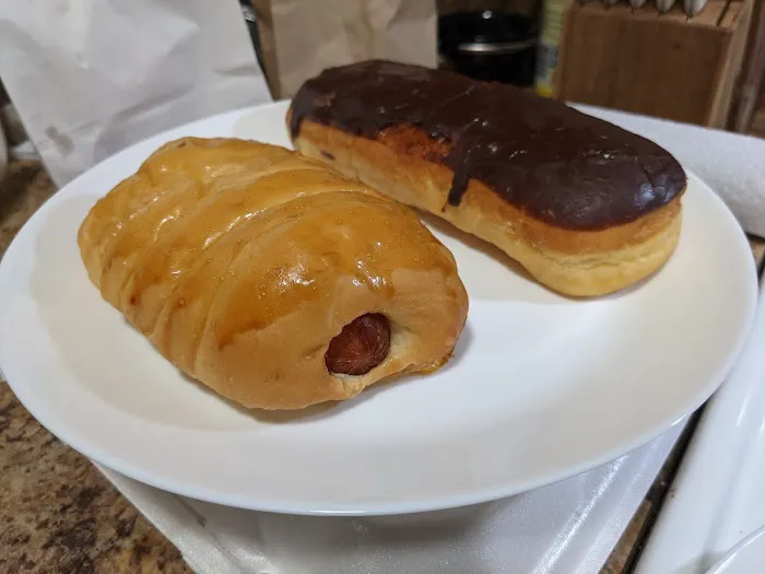 King Donuts of Charlestown Picture 10