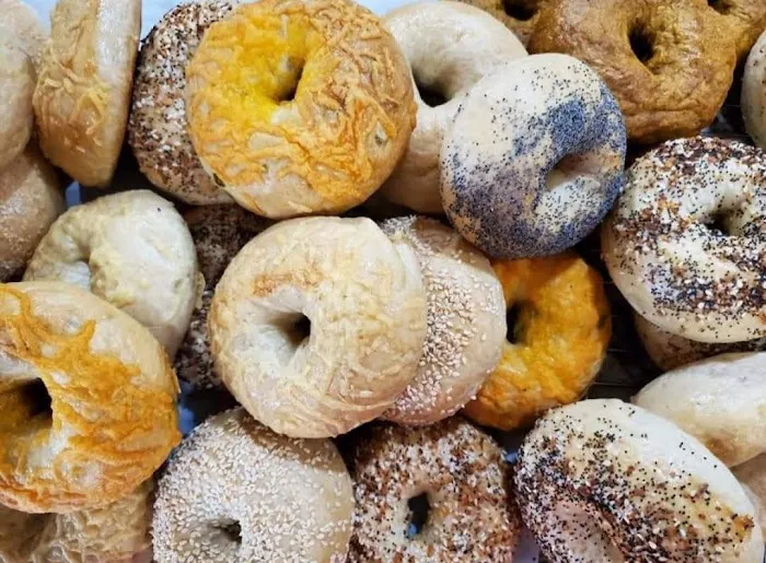 Bagel Girls Picture 5