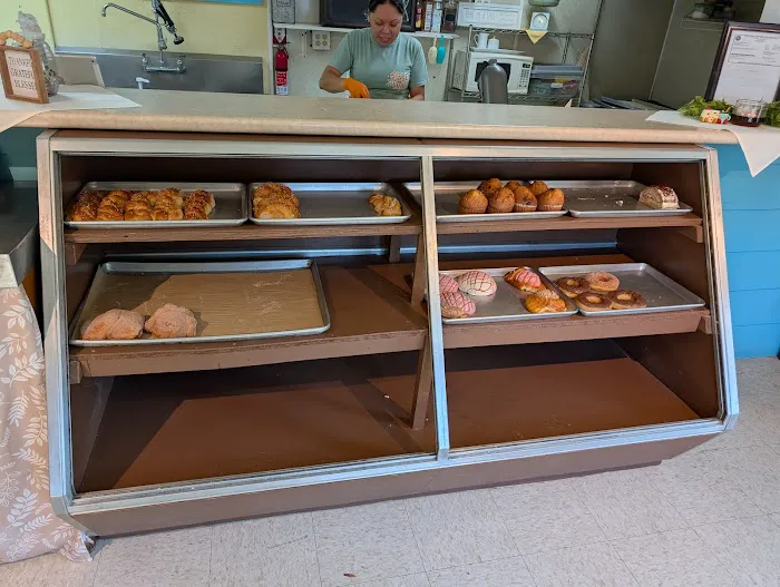Gallo's Mexican Bakery Picture 4