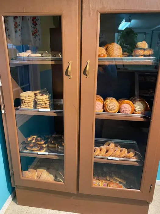 Gallo's Mexican Bakery Picture 2