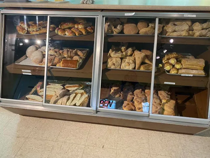 Gallo's Mexican Bakery Picture 1