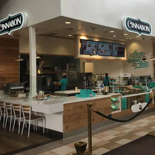 Cinnabon Picture 7