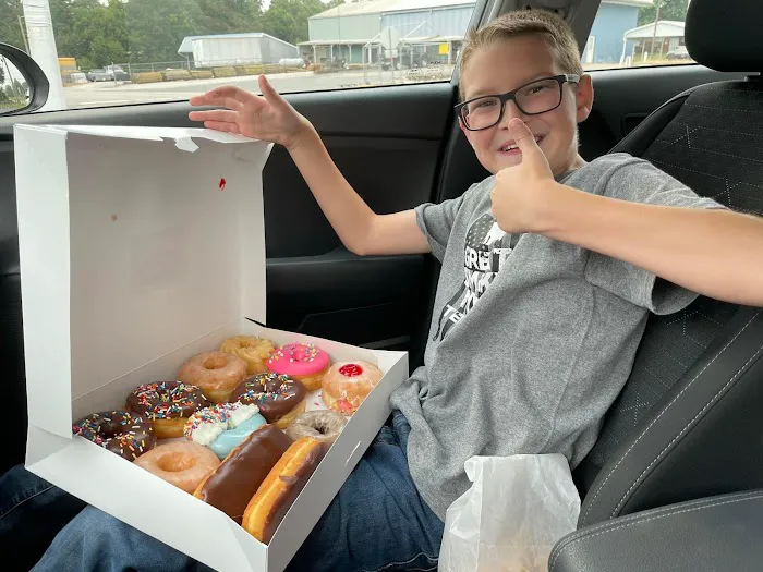 Pardy's Donuts & More Picture 7