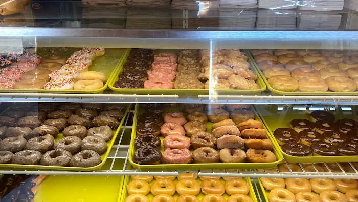 Simply Fresh Donutz Picture 8