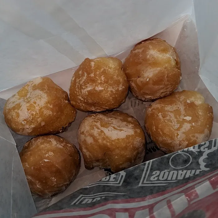 Square Donuts - 3rd St. Picture 5