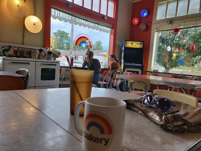 Rainbow Bakery Picture 4