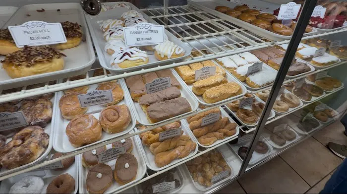 Rolling Pin Pastry Shop Picture 7