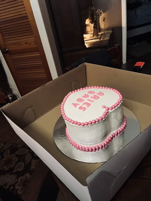 Krystal’s Cake Creations Bakery and Party Planning Picture 8