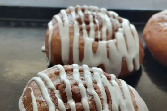 Baker's Dozen